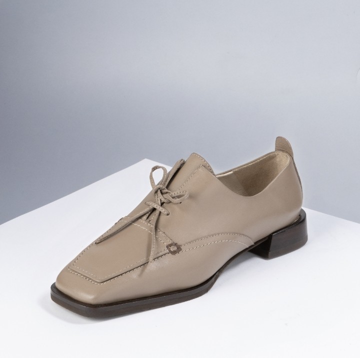 Zapato ABIGAIL nude de amarrar para mujer de Bissoni